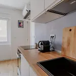 Elegante In Marina *