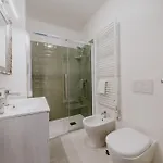 Elegante In Marina 公寓 *