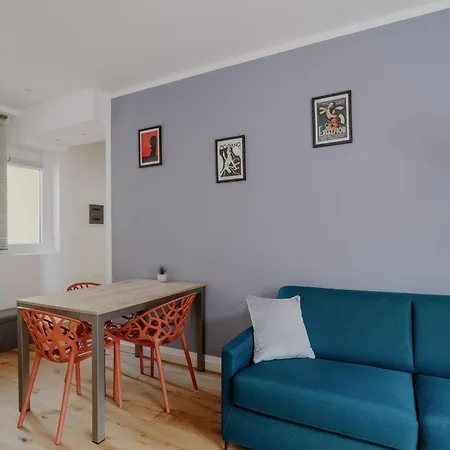 Апартаменти Elegante In Marina *