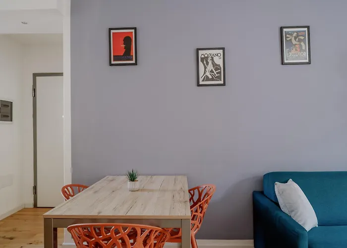 Elegante In Marina Trieste